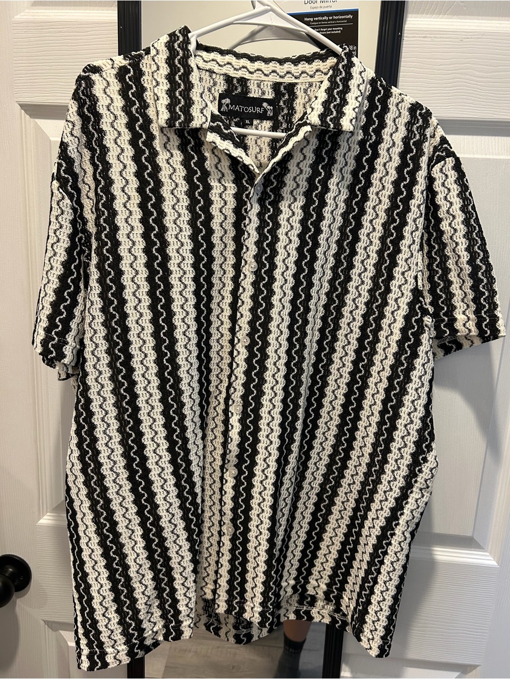 Matosurf Black & White Striped Textured Short-Sleeve Button-Down Shirt